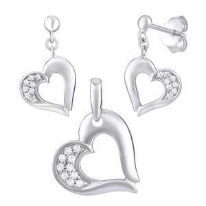 Strieborná súprava šperkov v tvare srdca - náušnice a prívesok