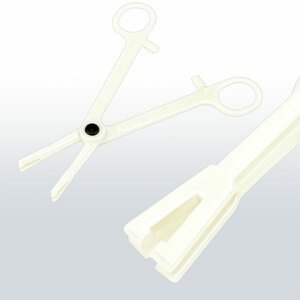 Sterilné plastové kliešte na piercing / septum typ 2