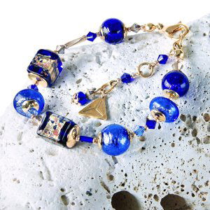 Lampglas Prekrásny náramok Blue Passion s 24-karátovým zlatom a rýdzim striebrom v perlách Lampglas BCU38