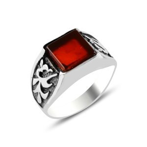 OLIVIE Pánsky strieborný prsteň ČERVENÝ ACHÁT 5700 Veľkosť prsteňov: 9 (EÚ: 59 – 61) Ag 925; ≤6,7 g.