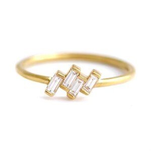 OLIVIE Strieborný prsteň PATRISHA GOLD 8860 Veľkosť prsteňov: 4 (EÚ: 47 – 48) Ag 925; ≤0,8 g.