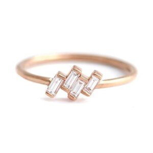 OLIVIE Strieborný prsteň PATRISHA ROSE 8862 Veľkosť prsteňov: 4 (EÚ: 47 – 48) Ag 925; ≤0,8 g.